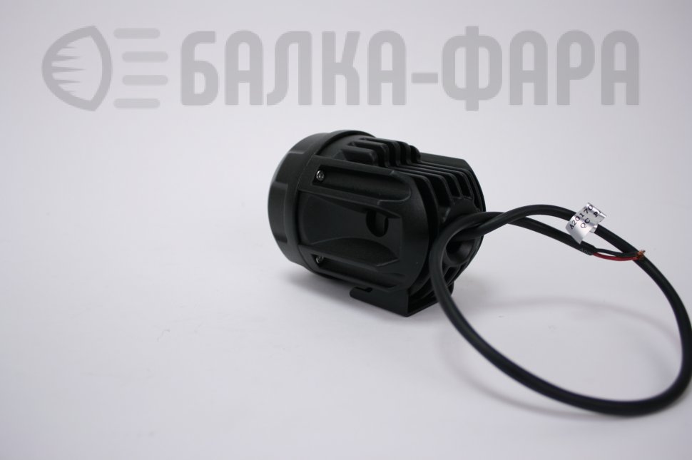 Светодиодная фара дальнего света на 20 Ватт, серия 2820